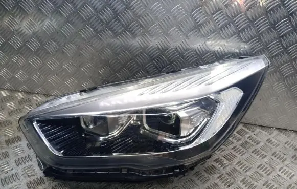 Ford Kuga II Headlight/headlamp