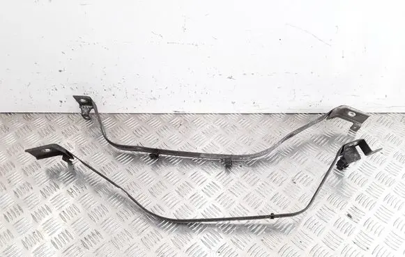 Fiat Bravo Fuel tank mounting bracket 