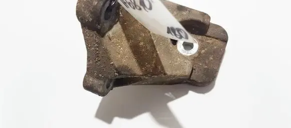 Volvo S80 Engine mounting bracket 08649262