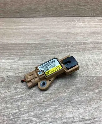 Opel Signum Airbag deployment crash/impact sensor 13102027