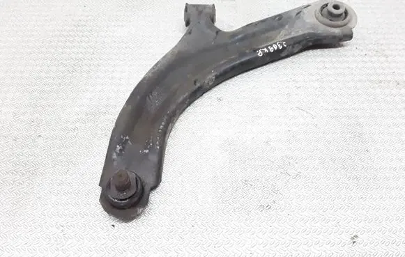 Renault Modus Front lower control arm/wishbone