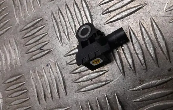 Hyundai Kona II Airbag deployment crash/impact sensor 95920O6100