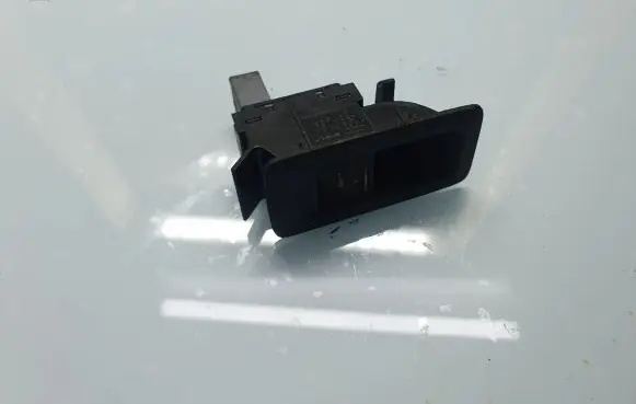 Volkswagen Touran I Electric window control switch 1F0959527