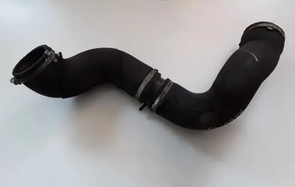 Volvo XC60 Intercooler hose/pipe 30792884
