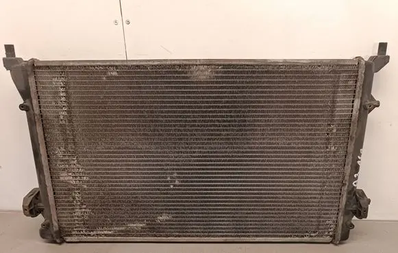 Audi A3 S3 A3 Sportback 8P Coolant radiator
