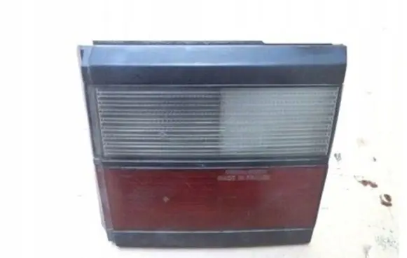 Volkswagen PASSAT B3 Tailgate rear/tail lights