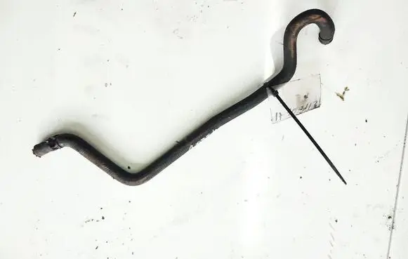 Engine coolant pipe/hose