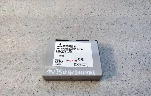 Mitsubishi Space Star Door central lock control unit/module MR238029
