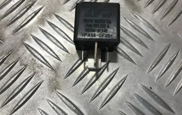 Volkswagen Golf IV Other relay 7m0951253a