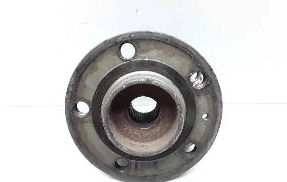 Volvo S60 Front wheel hub