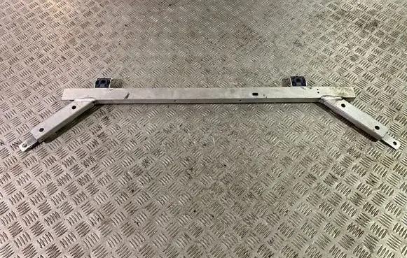 Volvo XC90 Radiator support slam panel bracket 31425937