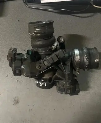Peugeot 407 Throttle valve 9655971780