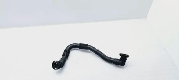 Volkswagen Multivan T5 Breather hose/pipe 03L103493K