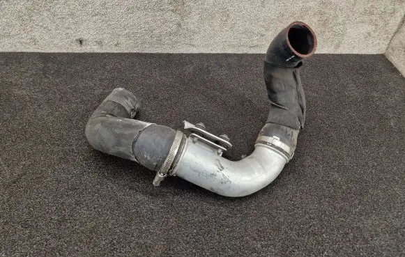 Audi A8 S8 D4 4H Intercooler hose/pipe 4H0145762E 4H0145738M