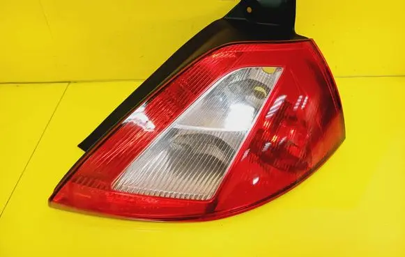 Renault Megane II Rear/tail lights 8200073237