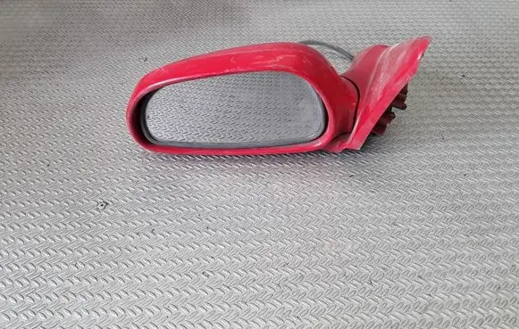 Mazda 626 Front door electric wing mirror E13010519
