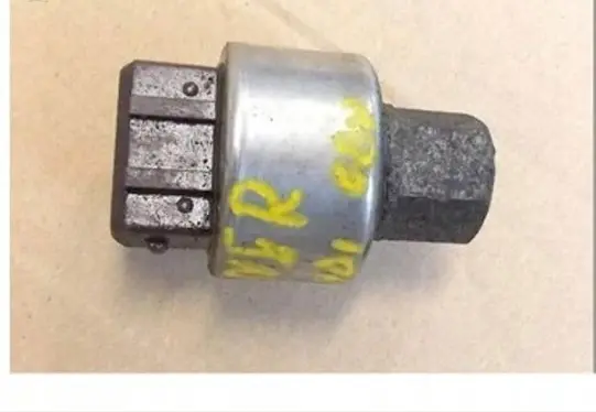 Ford Transit Air conditioning (A/C) pressure sensor 