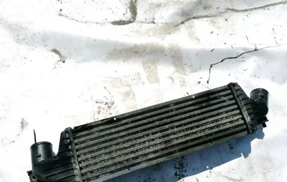 Nissan Primera Intercooler radiator 14461AW300 B9237