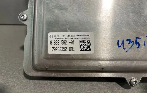 BMW 4 F36 Gran coupe Engine control unit/module 8639582