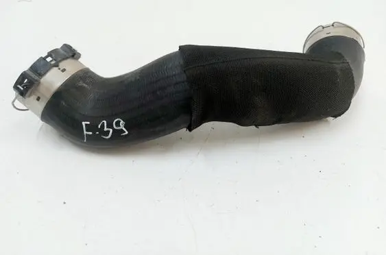 BMW X2 F39 Intercooler hose/pipe 8511338