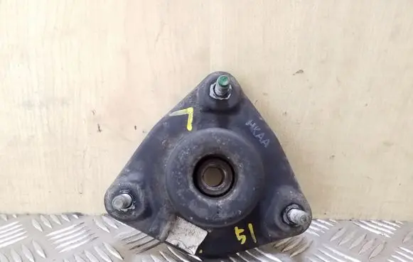 Hyundai i40 Coil spring mount 