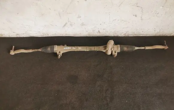 Toyota Avensis T270 Steering rack 4551005060