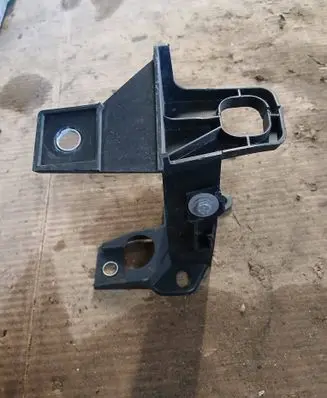 Renault Captur II Front bumper mounting bracket 625274580R
