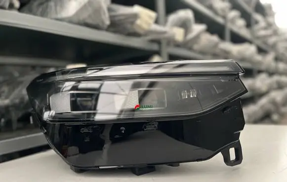 Volkswagen Tayron II Headlight/headlamp 57L941060