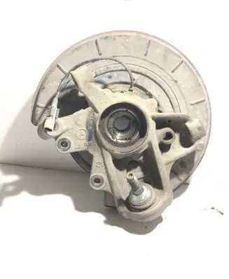 Mercedes-Benz ML W164 Rear wheel hub A1643501308