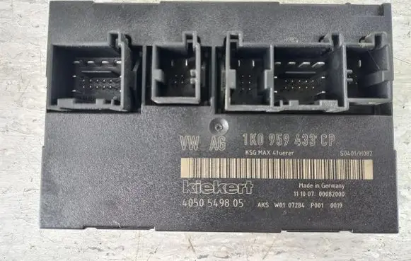 Seat Leon (1P) Comfort/convenience module 