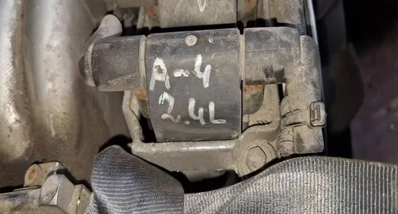 Audi A6 S6 C5 4B High voltage ignition coil 