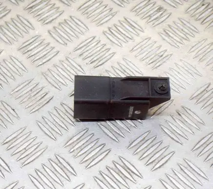 Jeep Compass Glow plug pre-heat relay 05033351AA 0281003040