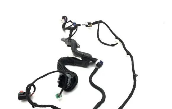 Jeep Cherokee Front door wiring loom P68235074AB