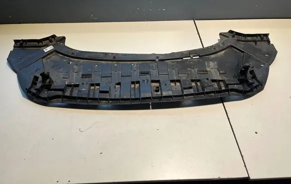 Front bumper skid plate/under tray