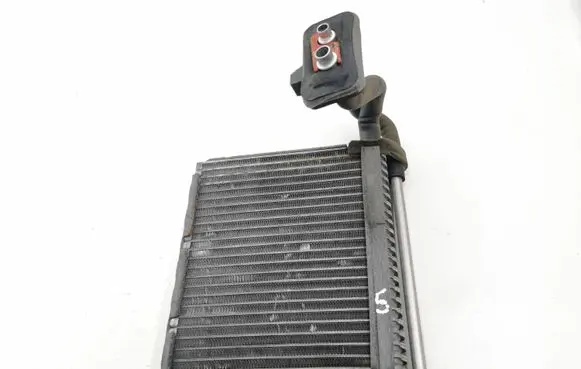 Ford C-MAX II Air conditioning (A/C) radiator (interior) 