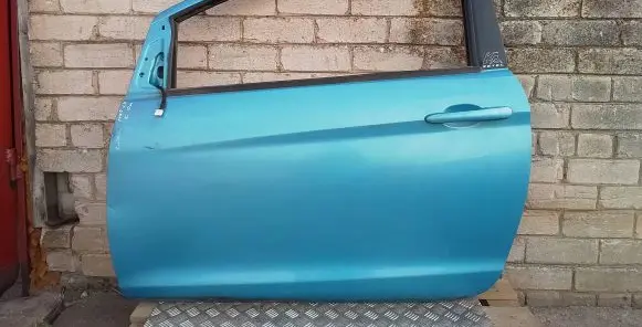 Door (2 Door Coupe)