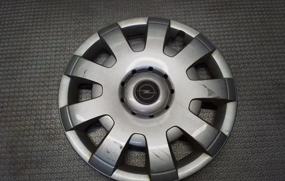 Opel Vivaro R16 wheel hub/cap/trim 3T0601147