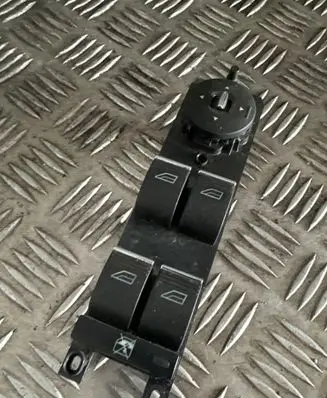 Ford Kuga II Electric window control switch AM5T14A132CB 10108945