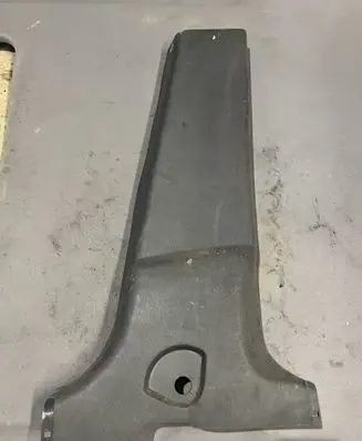 Hyundai Tucson JM (B) pillar trim (bottom) 858452E000 858452E00
