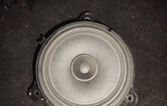 Nissan Note (E11) Front door speaker 281569U00A 7606500485