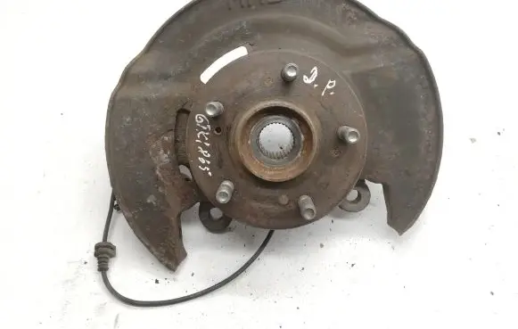 Honda CR-V Front wheel hub