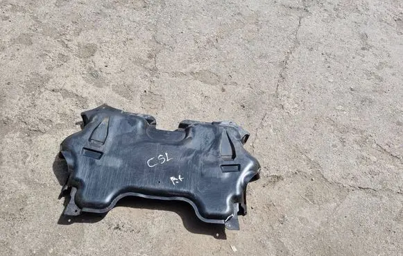 Mercedes-Benz CLS C219 Engine splash shield/under tray