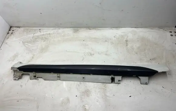 BMW X2 F39 Sill