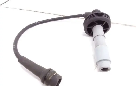 Volvo S40, V40 Ignition plug leads 12232