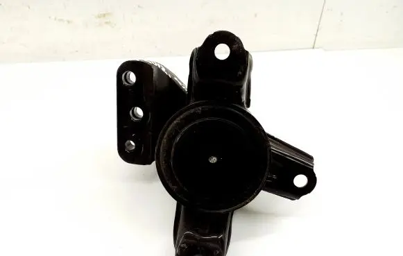 KIA Ceed Engine mount bracket 21810A5500