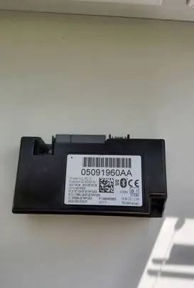 Chrysler Town u0026 Country V Bluetooth control unit module 05091960AA 13000455862