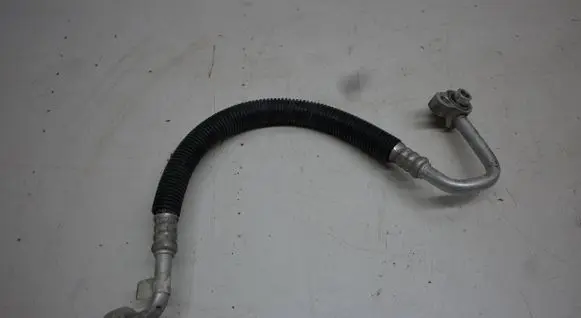 Air conditioning (A/C) pipe/hose