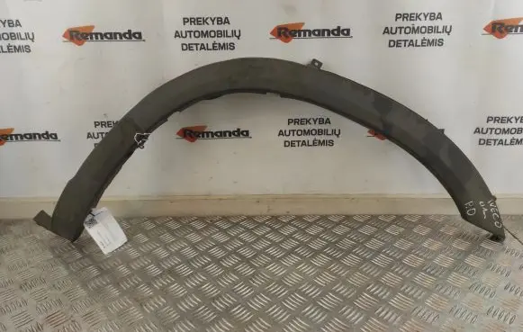 Iveco Daily 30.8 - 9 Fender trim (molding) 500326798