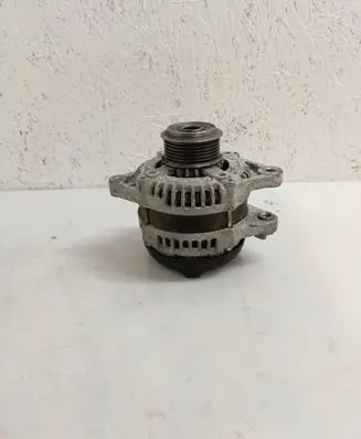 Toyota Yaris Generator/alternator Stx100225