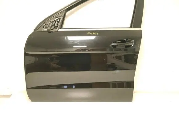Mercedes-Benz ML W166 Front door